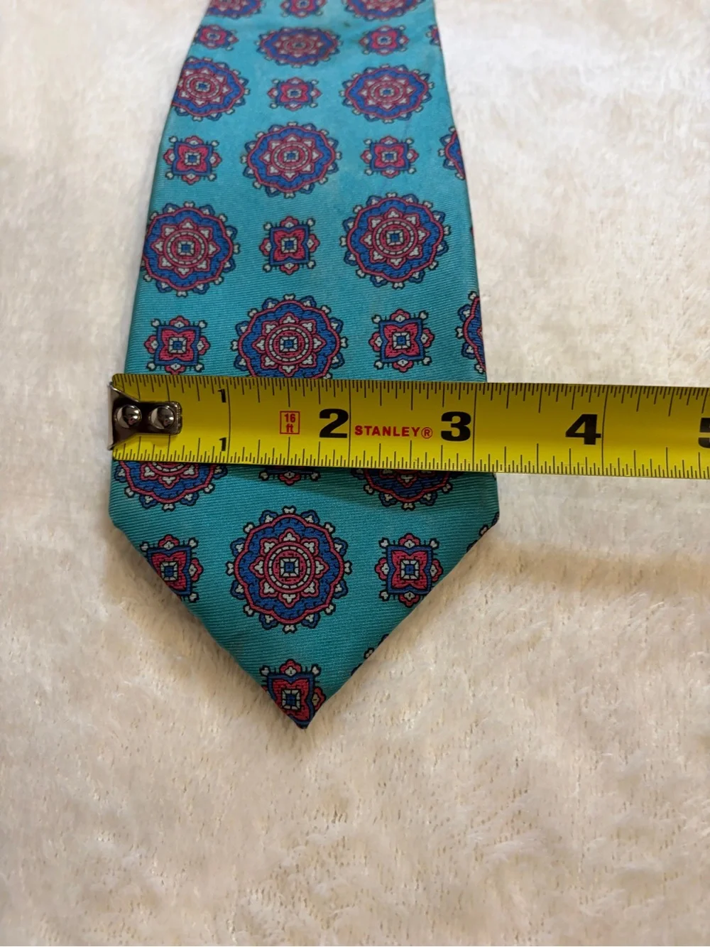 Boston Clipper‎ Teal Medallion Pattern Men's Silk Tie